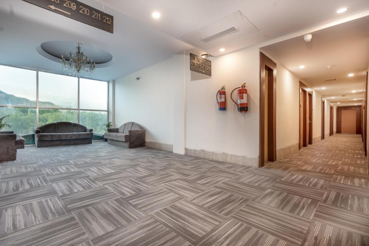 The Chinar Srinagar Hotel Kültér fotó