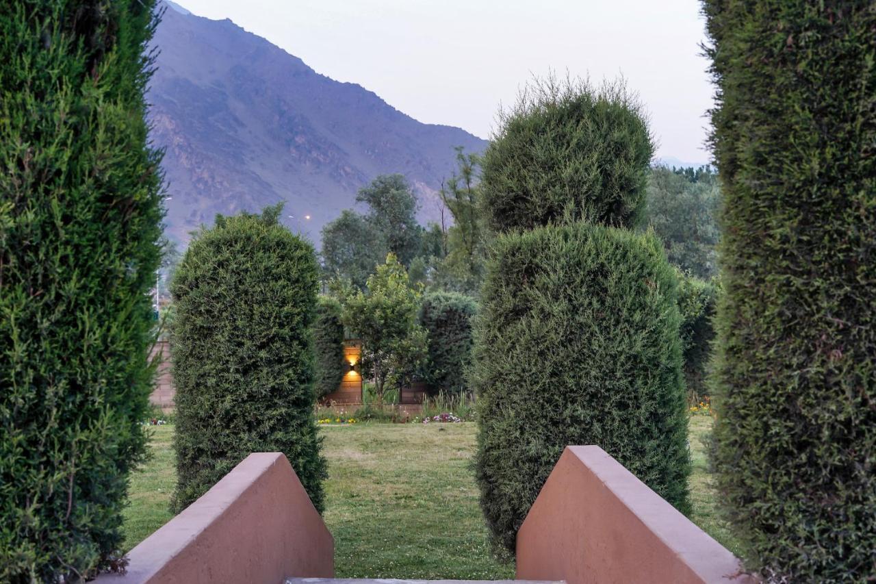 The Chinar Srinagar Hotel Kültér fotó