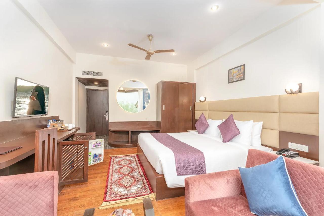 The Chinar Srinagar Hotel Kültér fotó